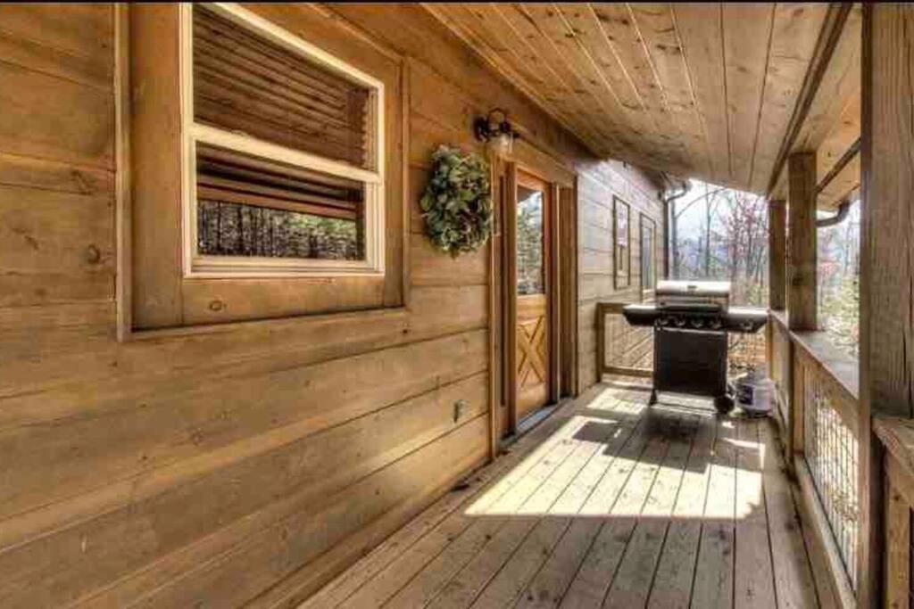 Tennessee Oasis Pool Cabin Βίλα Sevierville Εξωτερικό φωτογραφία