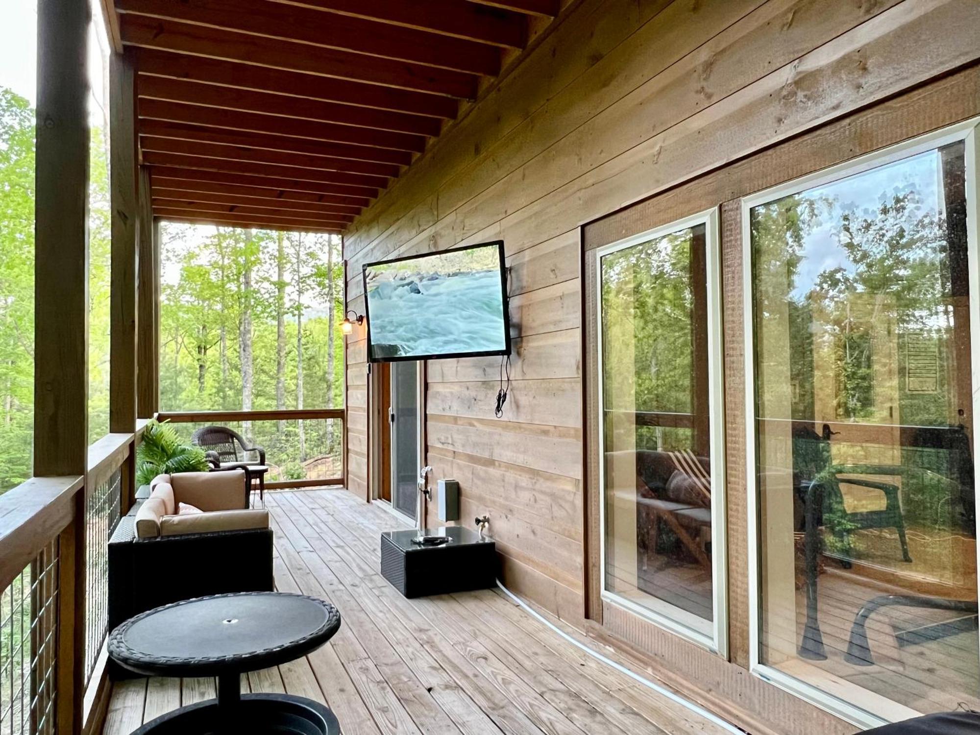 Tennessee Oasis Pool Cabin Βίλα Sevierville Εξωτερικό φωτογραφία